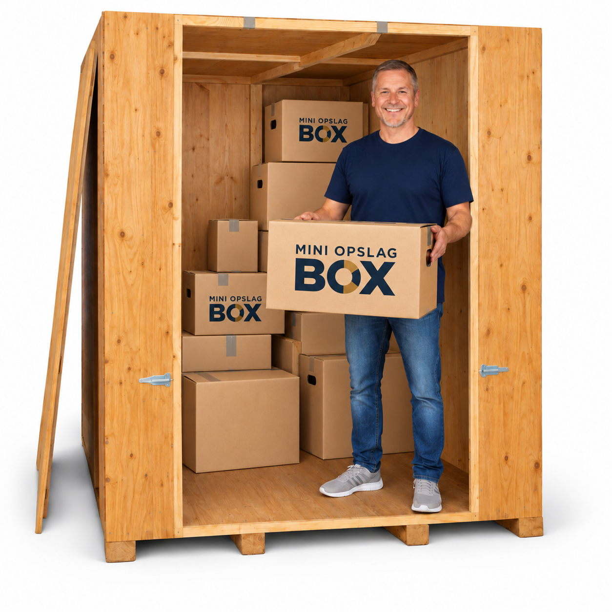 Klant met verhuisdoos in een open Mini Opslag Box vol verhuisdozen